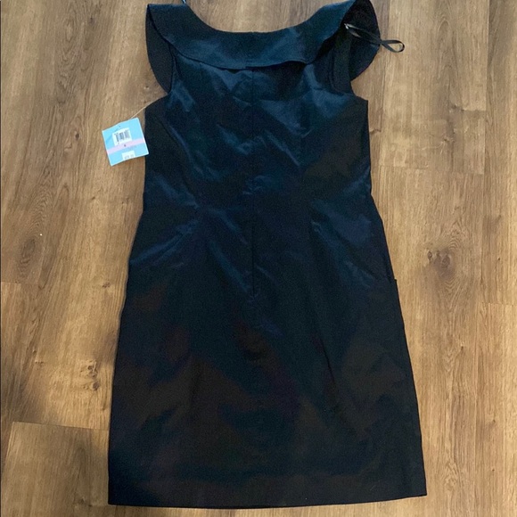 Black Sleeveless Ruffle Dress - Picture 4 of 6